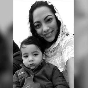 Meet your Posher, Ina